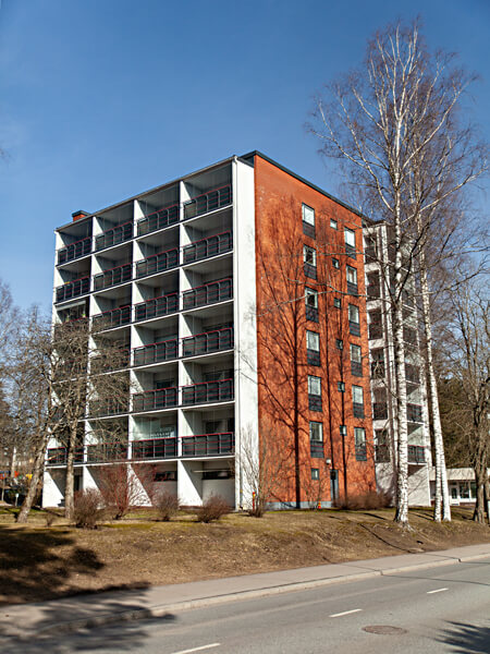 Salonkadun ja Seittem&auml;nmiehenkadun kulma